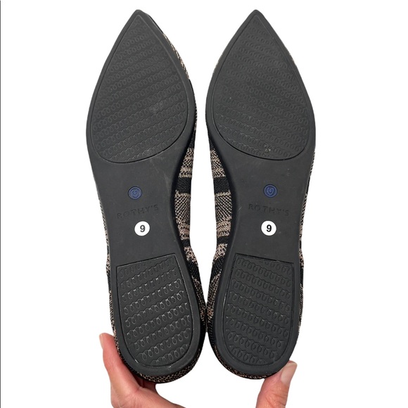 Rothy’s | The Point in Golden Shimmer 9 - Picture 8 of 15